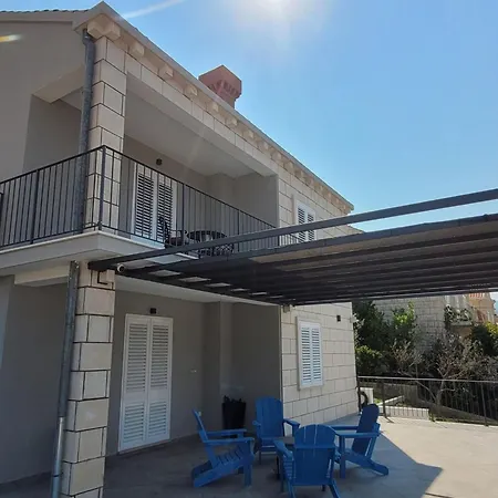 Villa Pero And Jele With Terrace